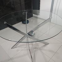 tavolo in vetro