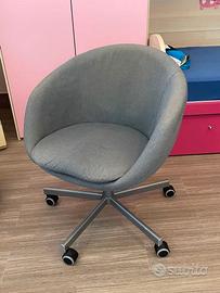 SKRUVSTA - Sedia girevole IKEA (Vissle grigio)