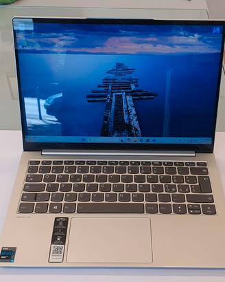 Lenovo Yoga Slim 7i 13" i5-1135G7 16GB RAM 512GB