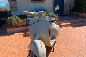 Vespa GL 150