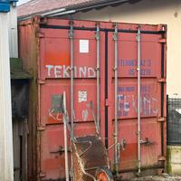 Container
