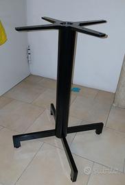 Quattro basi nuove per tavolino bar/bistrot