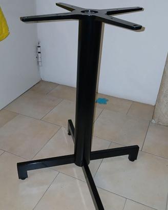Quattro basi nuove per tavolino bar/bistrot