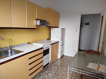 Grazioso bilocale piano alto