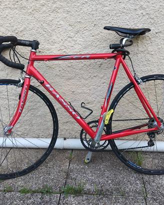 bici basso strada