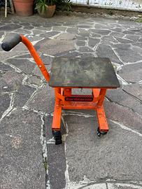 Cavalletto alzamoto con ruote