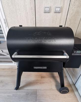 Barbeque a pellet Traeger Ironwood 885