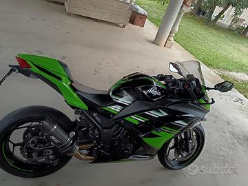 Kawasaki Ninja 300 KRT edition - 2016