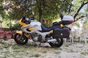 Moto Yamaha TDM 850