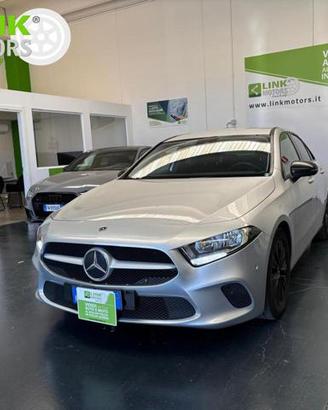 MERCEDES-BENZ A 180 d SEDAN PREMIUM