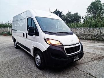 Peugeot Boxer 335 2.0 BlueHDi 120 S&S Furgone