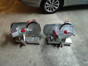 coppia di affettatrici professionale a gravitBEKEL