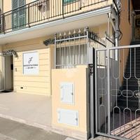 2 LOCALI A BOTRICELLO