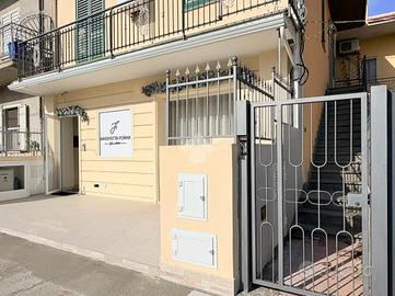 2 LOCALI A BOTRICELLO