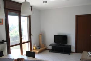 LUMINOSISSIMO Appartamento san prospero DA VEDERE