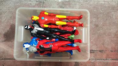 Action figures Marvel e altri per bambini