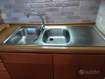 lavello acciaio con miscelatore  no mobile 55 euro