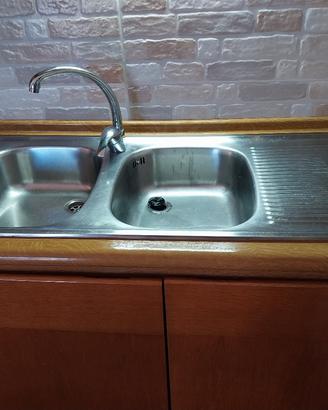 lavello acciaio con miscelatore  no mobile 55 euro