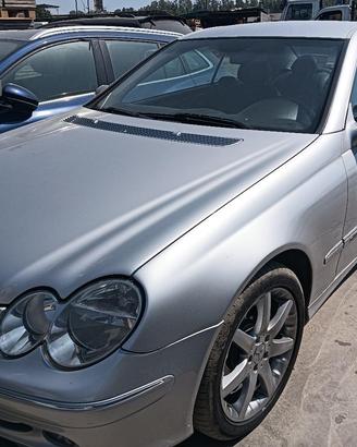 Mercedes CLK 320 benzina anno 2002 