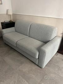 Divano letto Poltrone e Sofà nuovo