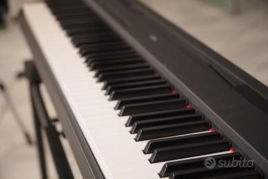 YAMAHA P90  Pianoforte/tastiera a tasti pesati, qu