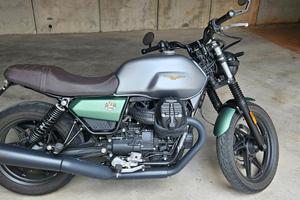 Moto Guzzi V7 STONE