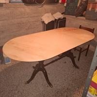 Tavolo in marmo rosa