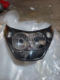 Fanaleria anteriore gruppo luci fanale beverly