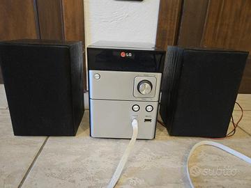 Stereo lg con casse 