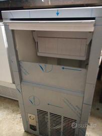 PRODUTTORE DI GHIACCIO CUBETTI PIENI KG30