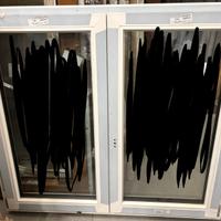 Finestra a due ante bicolore in PVC