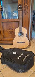 Chitarra classica Cort