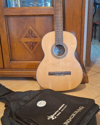 Chitarra classica Cort