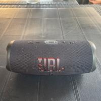 cassa JBL CHARGE 5 usata