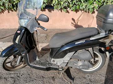Scooter KYMCO PEOPLE 200S NERO