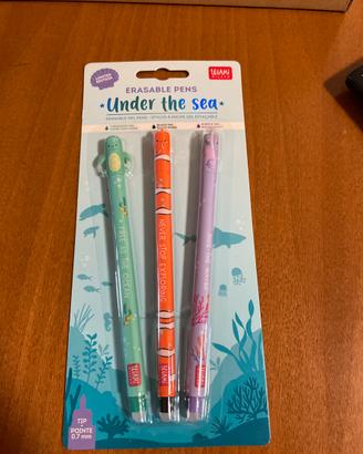 Penne legami set under the sea