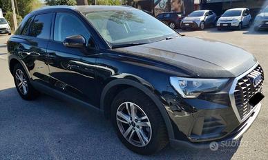 Audi Q3 35 TDI S tronic Business Advanced