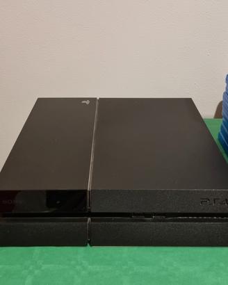 PS4 Fat + 4 Controller e Giochi