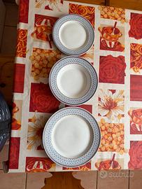Servizio piatti