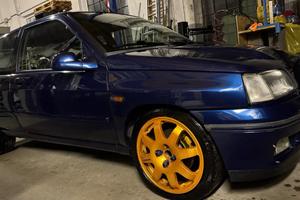 Renault Clio Clio 3p 1.8 16v cat.