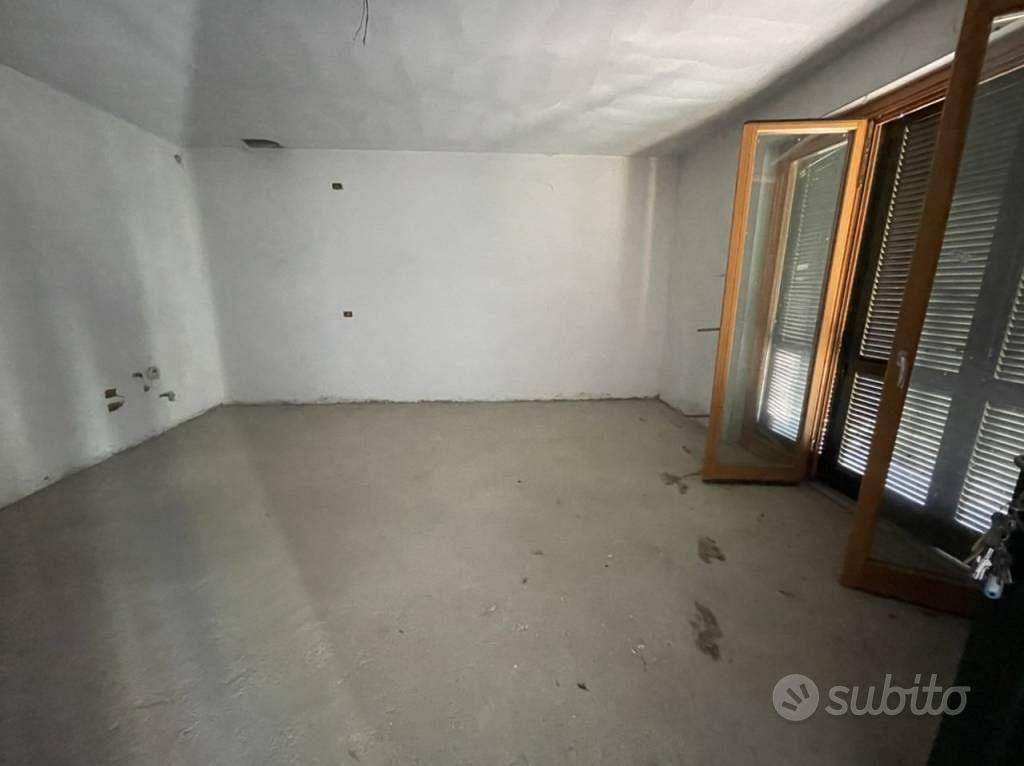 Appartamento – Dubino, La Rogola - Altro