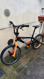 Bmx biciletta