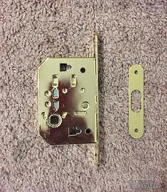 Serratura per porta scorrevole