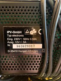 Alimentatore per frigorifero