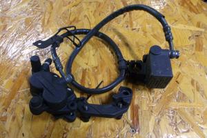 Pinza e pompa anteriore suzuki burgman 125 150