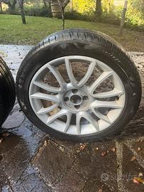 Gomme e cerchi Lancia Delta 255/45 R17