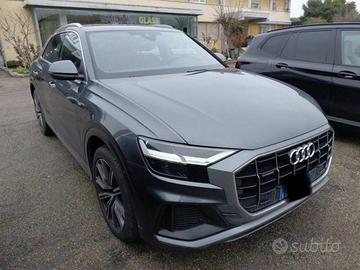 AUDI Q8 45 TDI quattro tiptronic S line plus