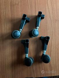 Set 4 pezzi ruote  con giunto per armadio