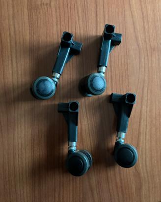 Set 4 pezzi ruote  con giunto per armadio