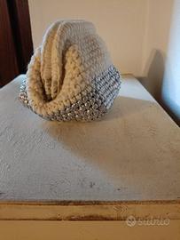 borsetta clutch da portare a mano